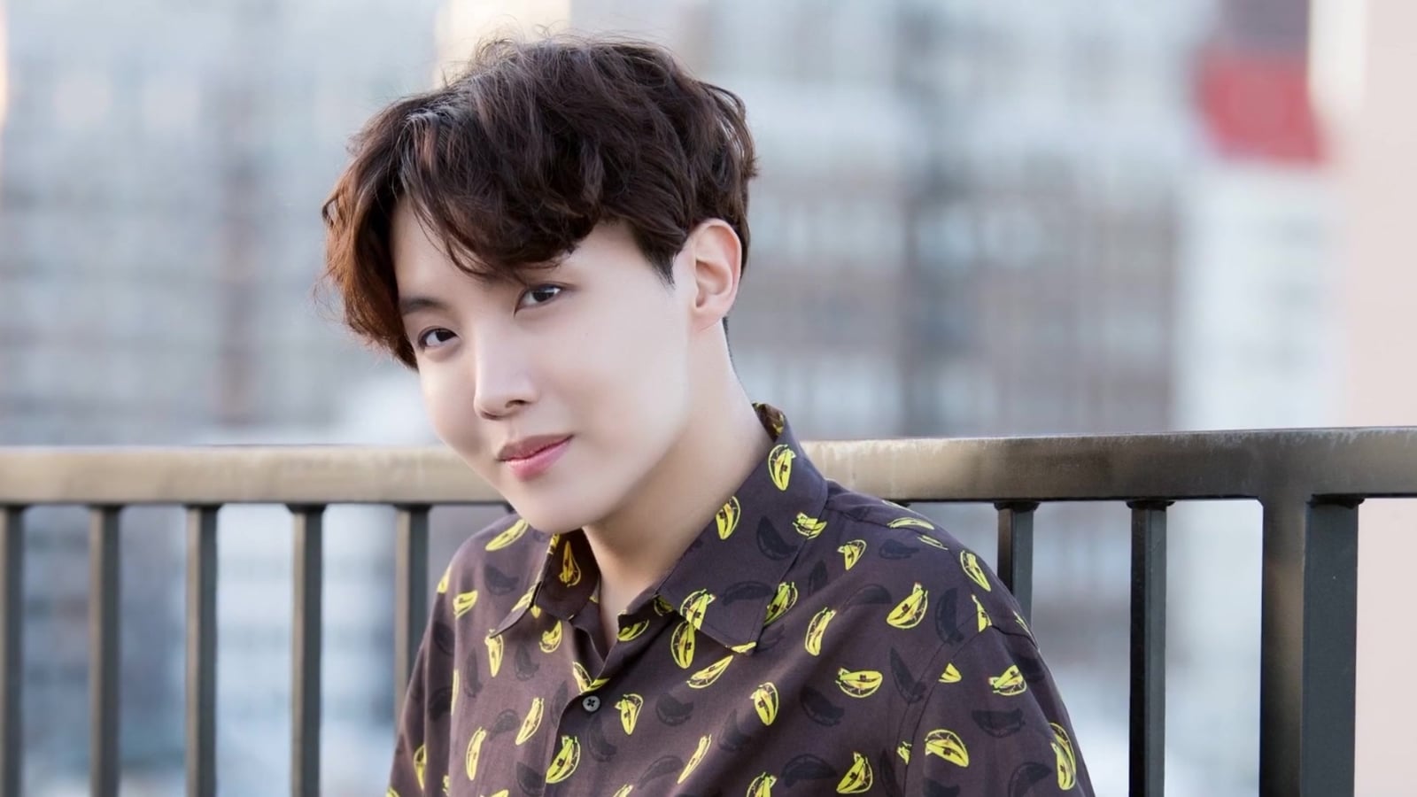 J-Hope_for_BTS_5th_anniversary_party_in_LA_photoshoot_by_Dispatch,_May_2018_09