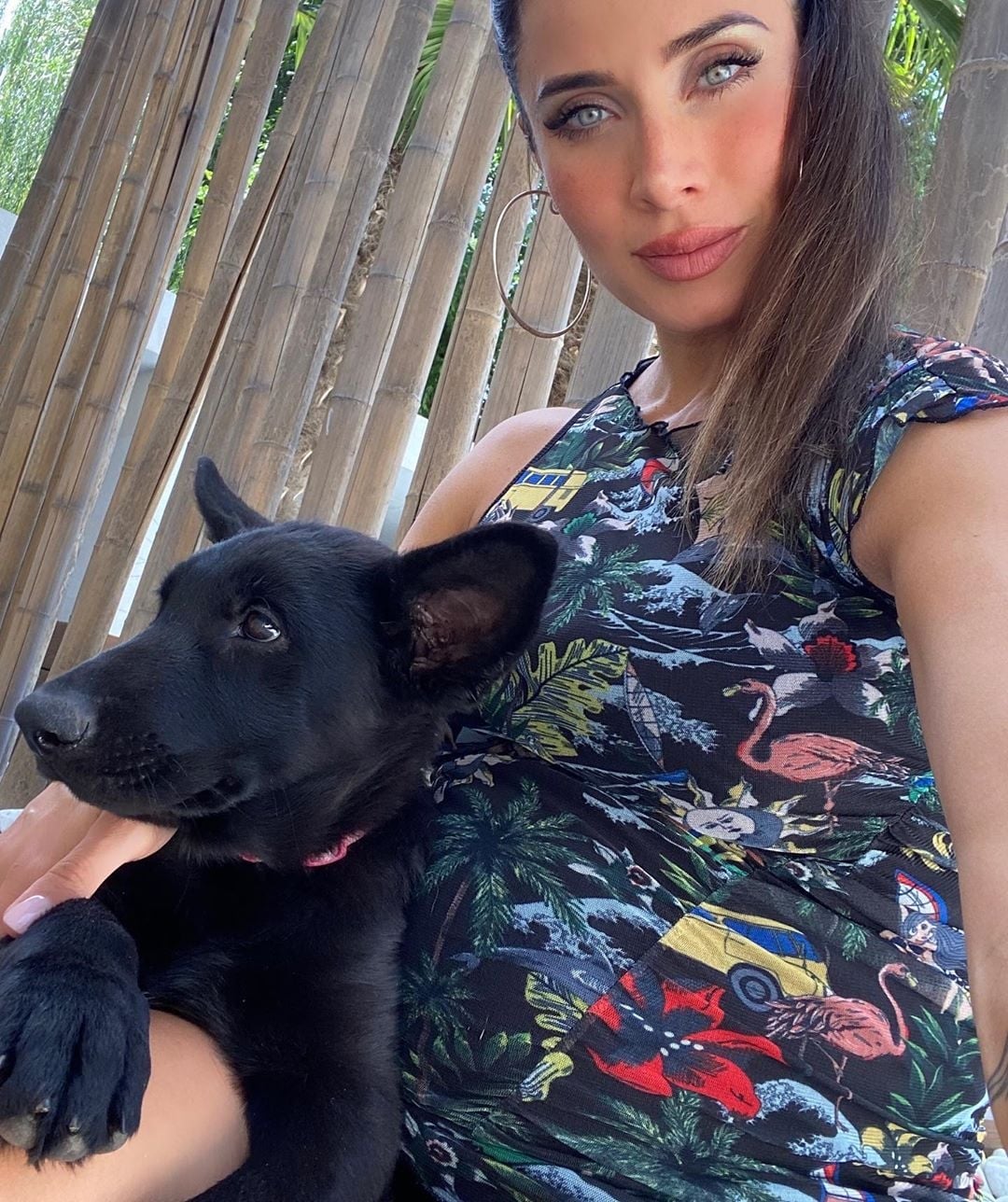 Pilar Rubio con su cachorra Bella