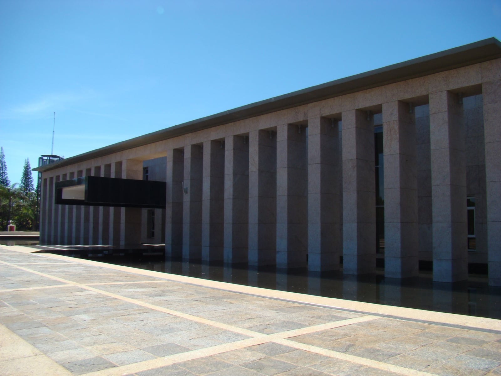 embajada