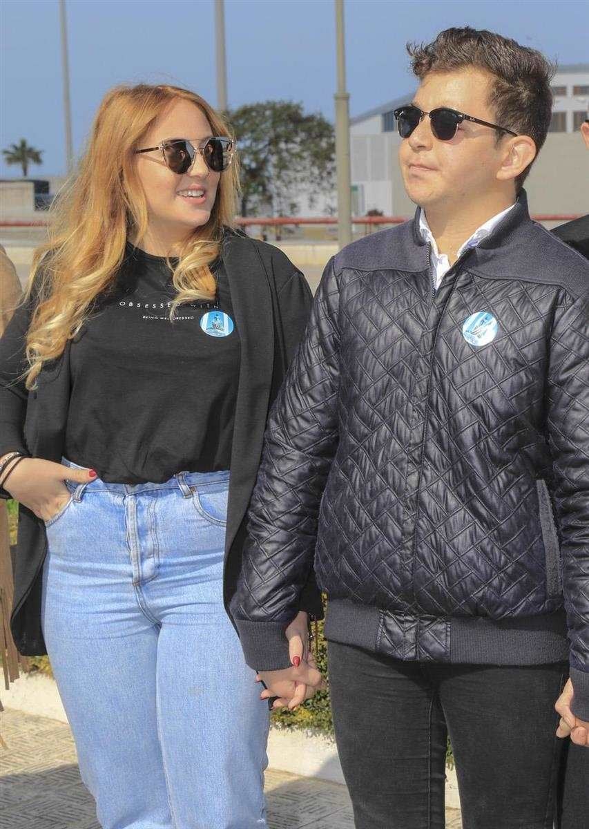 rocio-flores-y-david-flores_7b03928d_853x1200