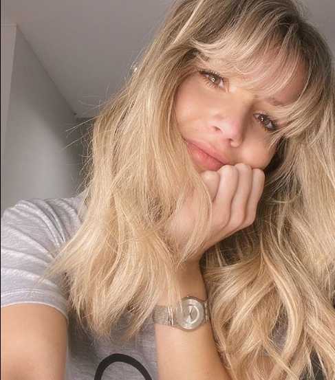 www.minutoneuquen.com Laurita Fernández sorprendió2
