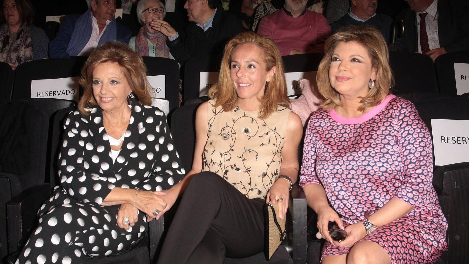 la-nochevieja-de-rocio-carrasco-y-maria-teresa-campos-tras-un-ano-complicado
