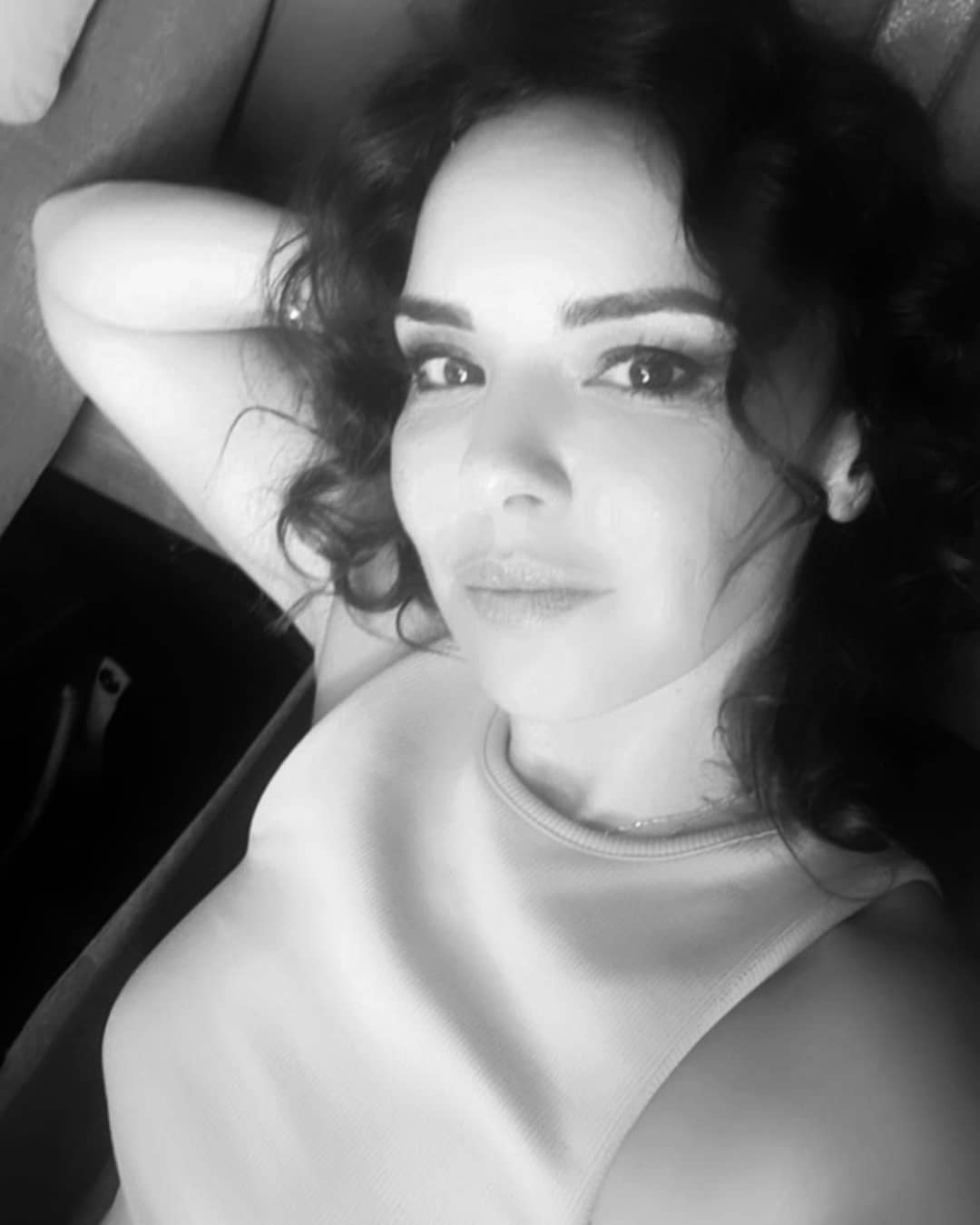 Chenoa en blanco y negro