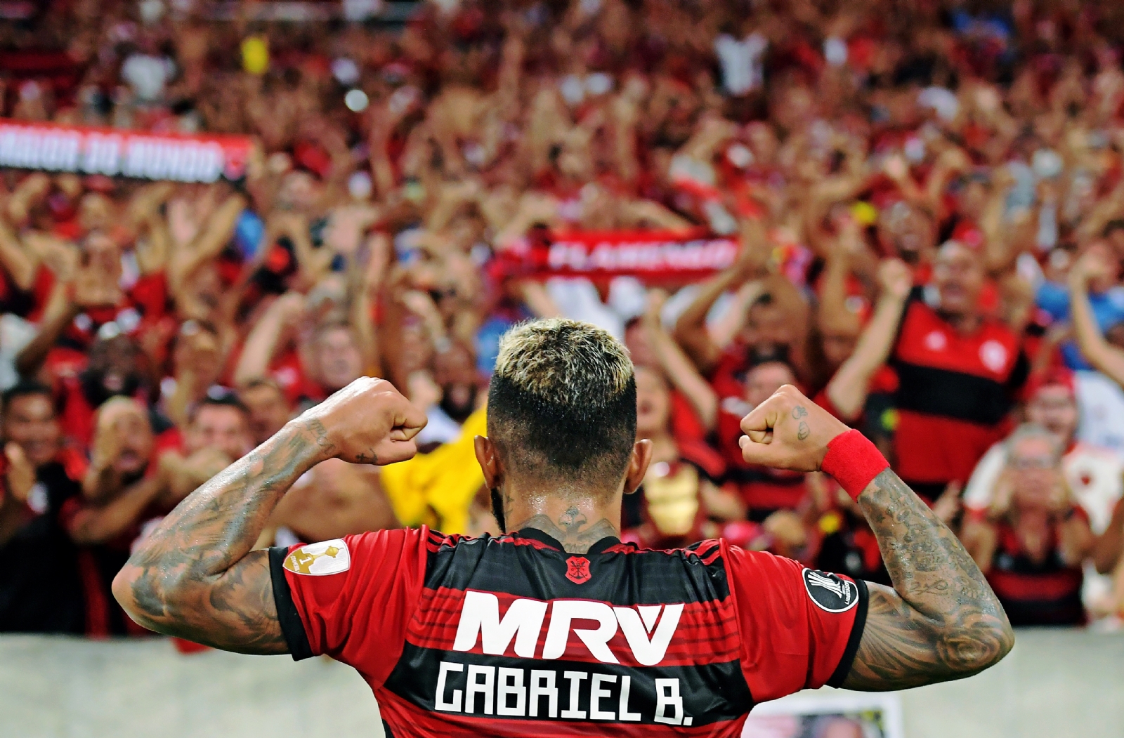 gabriel-barbosa-flamengo_sfa1luxe54xo17oac80cm1o3t
