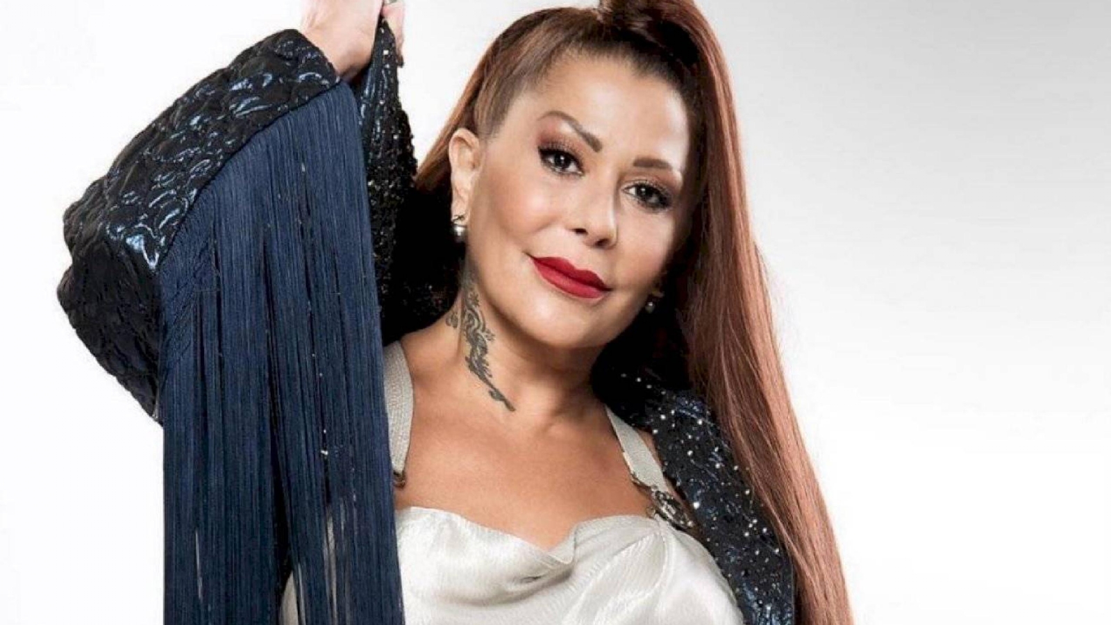 alejandra-guzman-1564657051.55.2560x1440