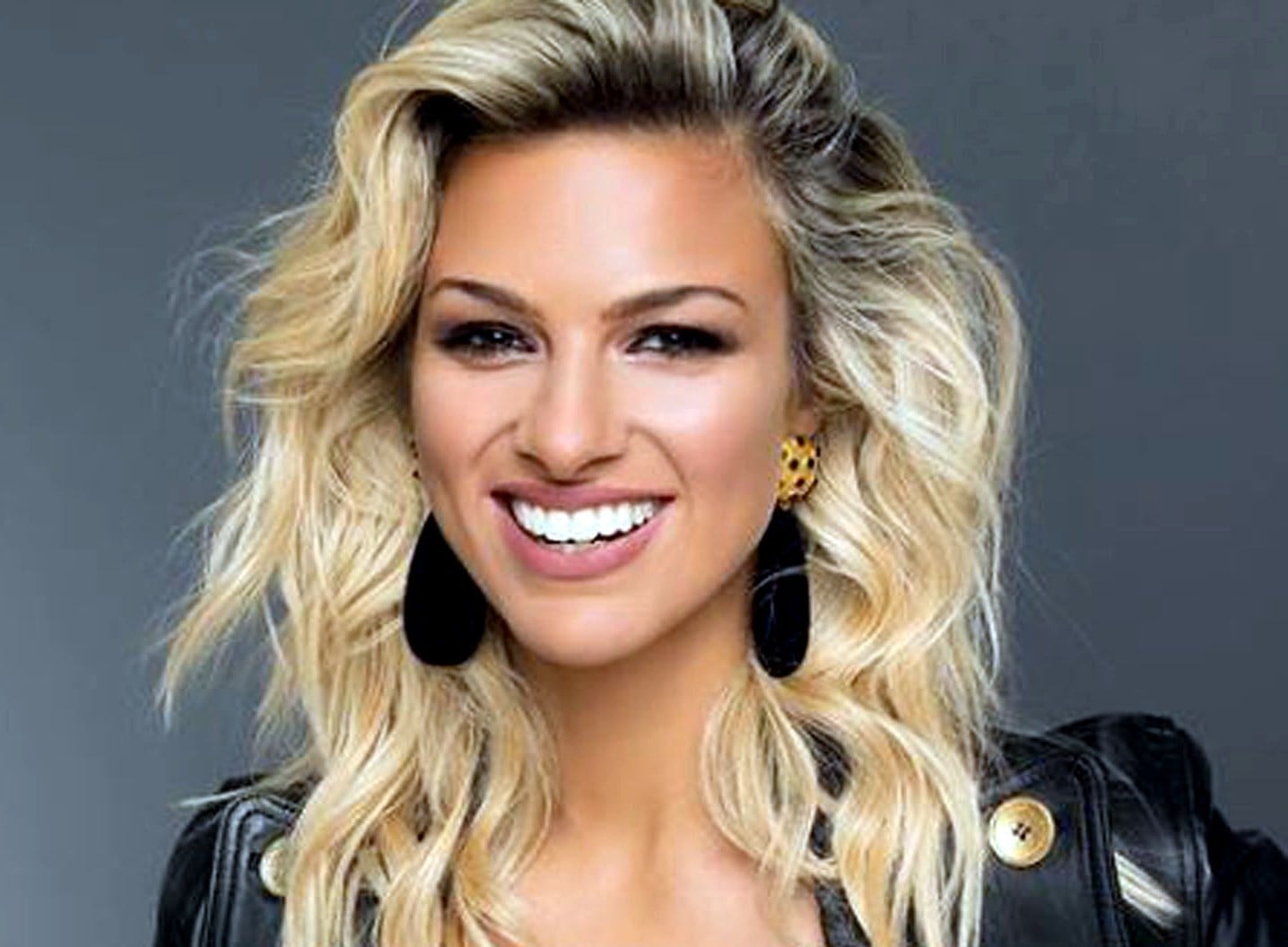 ailen-bechara1