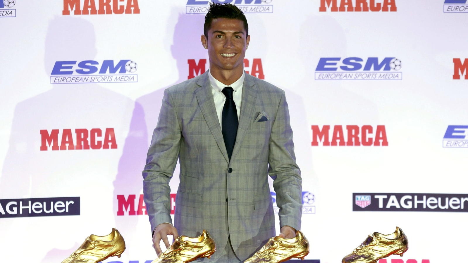 cristiano-ronaldo-recibe-la-bota-de-oro-se-que-soy-el-unico-con-cuatro-pero-quiero-mas