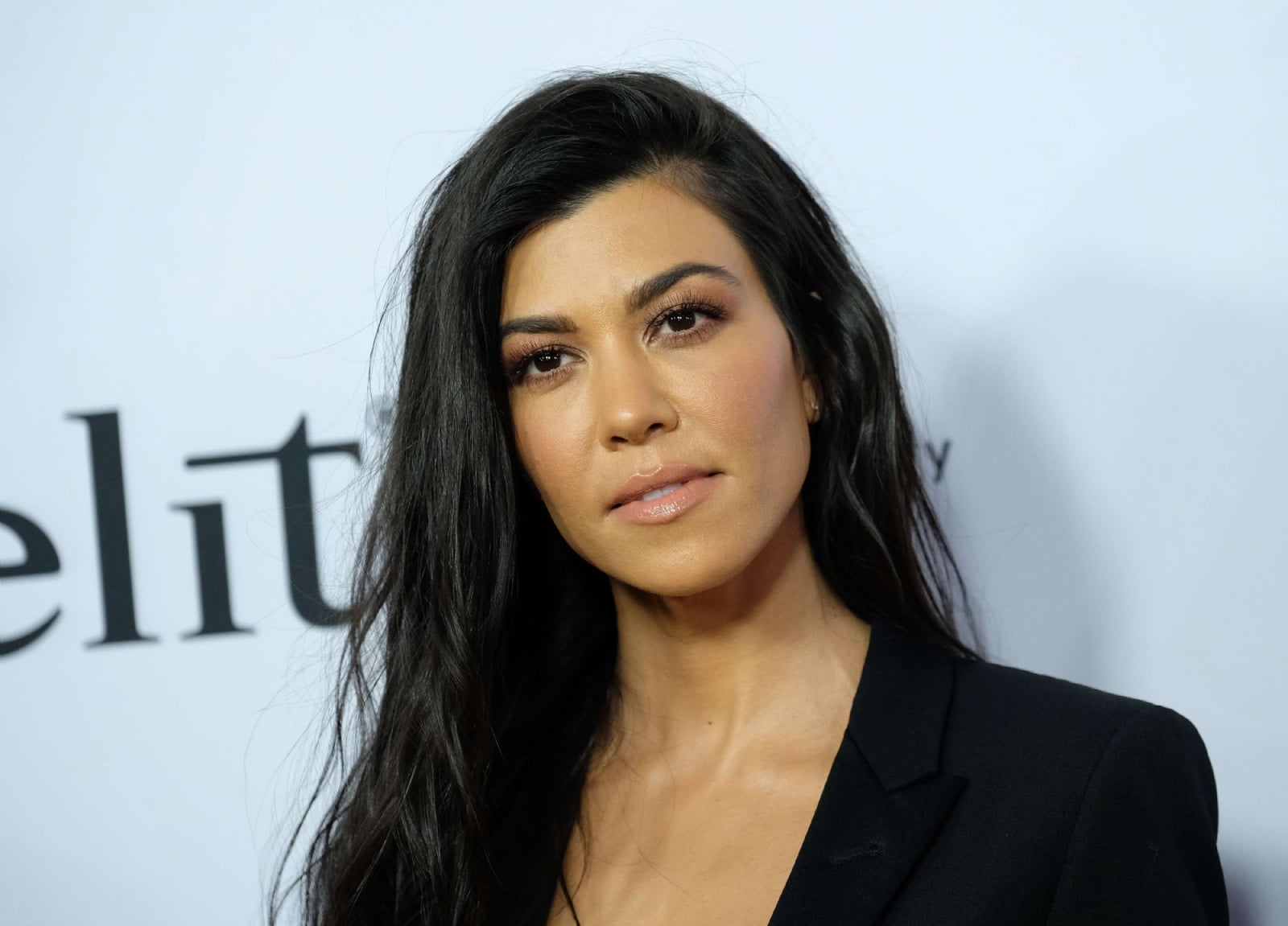 kourtneuportada
