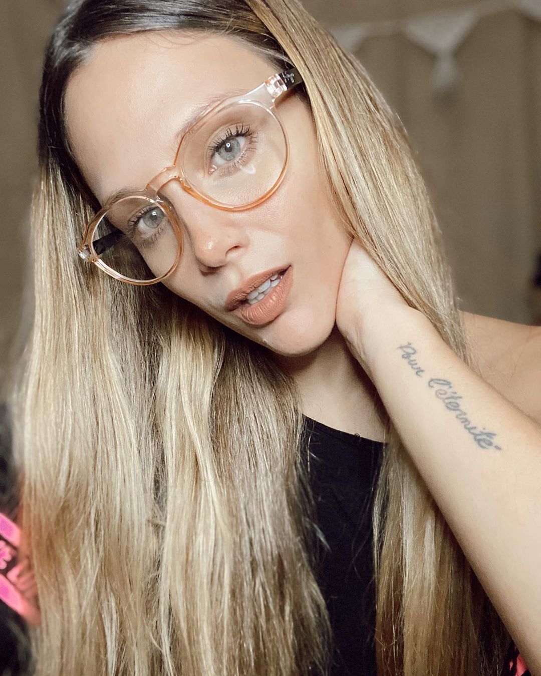 www.minutoneuquen.com BARBIE VÉLEZ 2