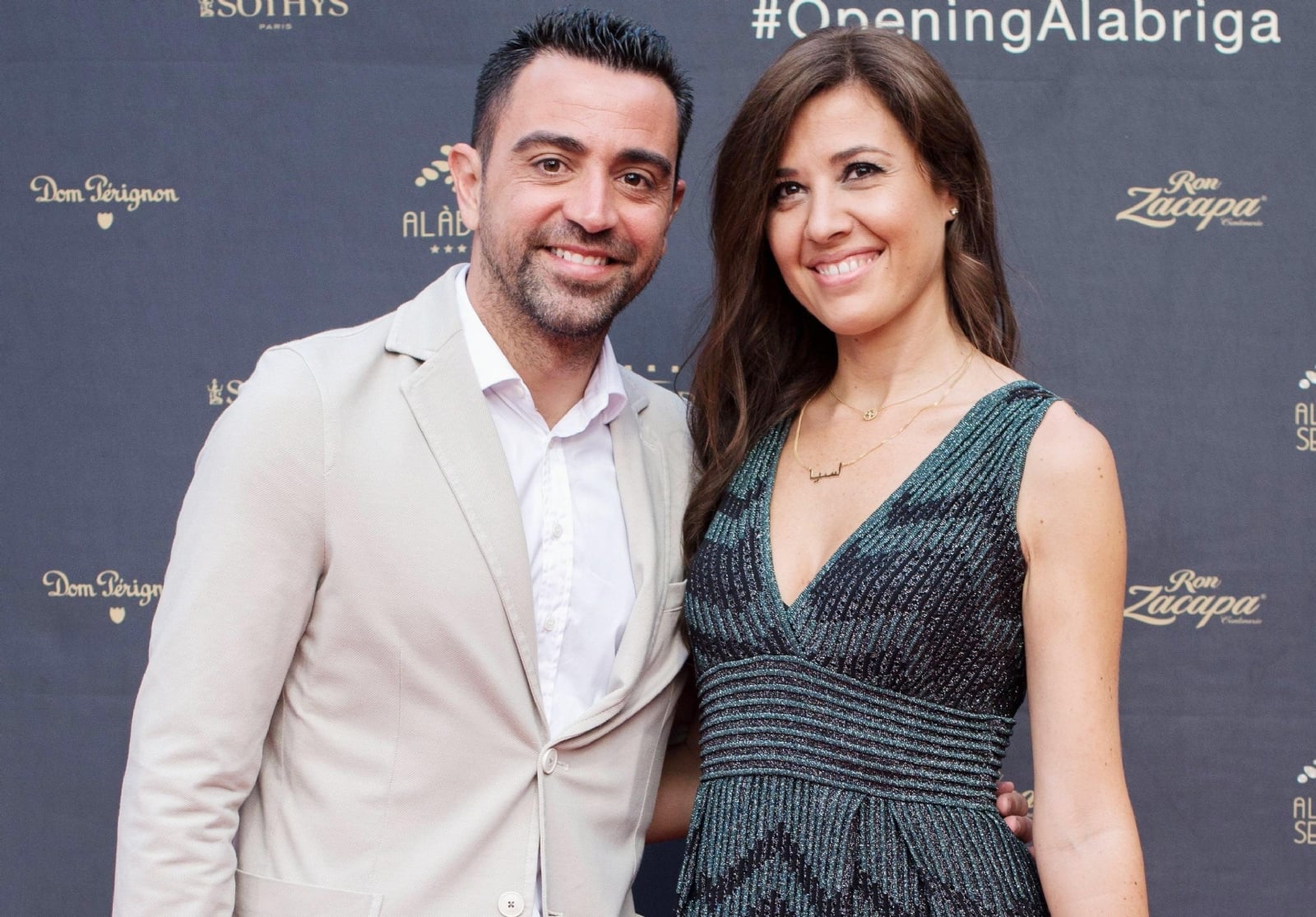 europapress-1779035-xavi-hernandez-presenta-a-su-nuevo-hijo-y-desvela-su-nombre