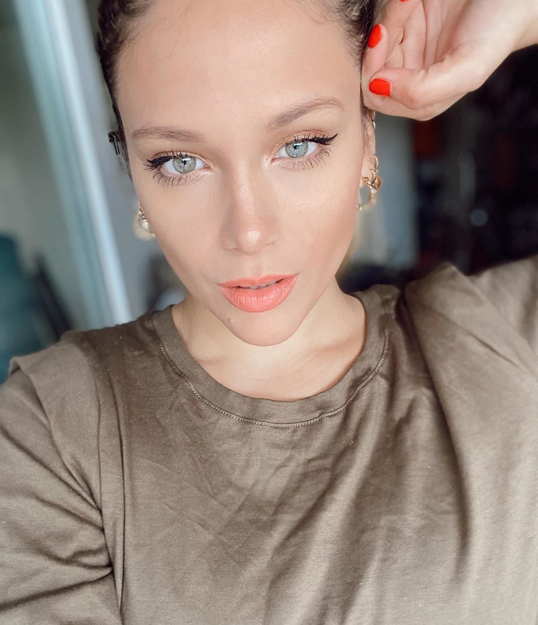 www.minutoneuquen.com BARBIE VÉLEZ 2