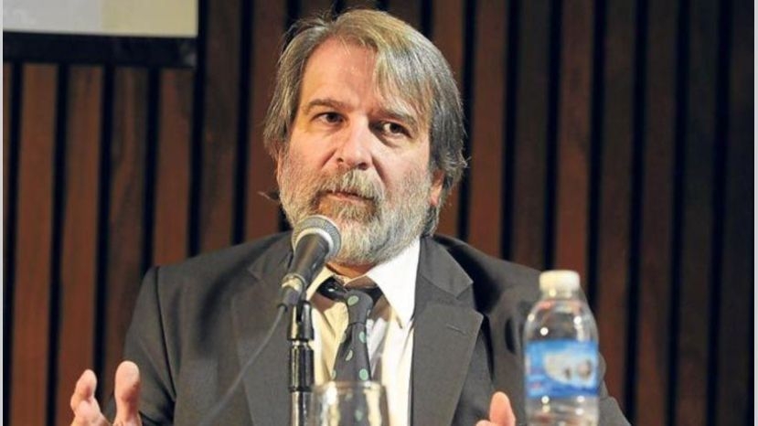 crous adentro