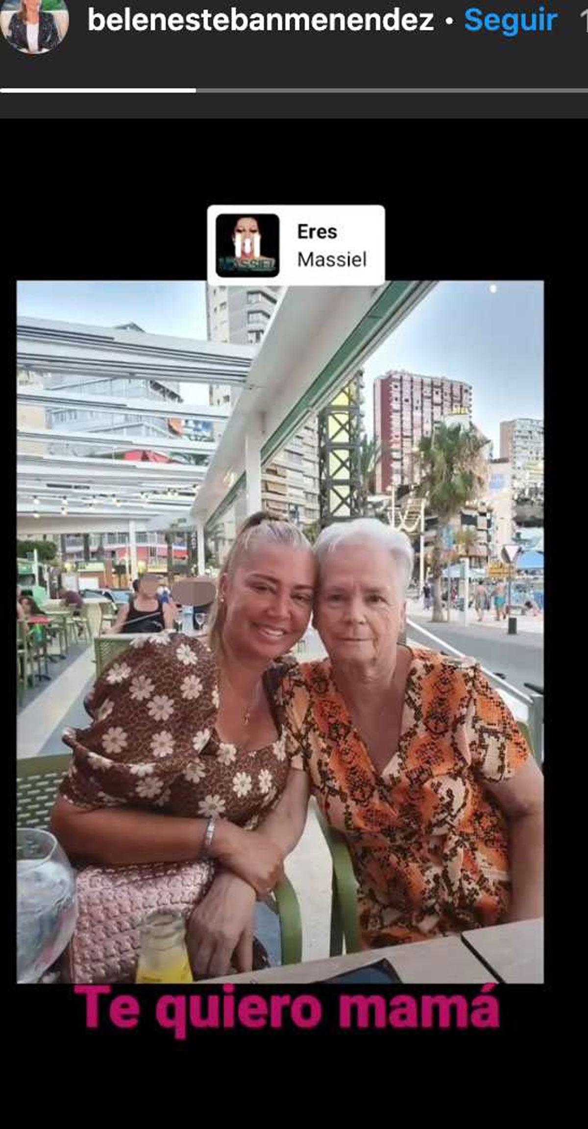 Belen Esteban con su mamá
