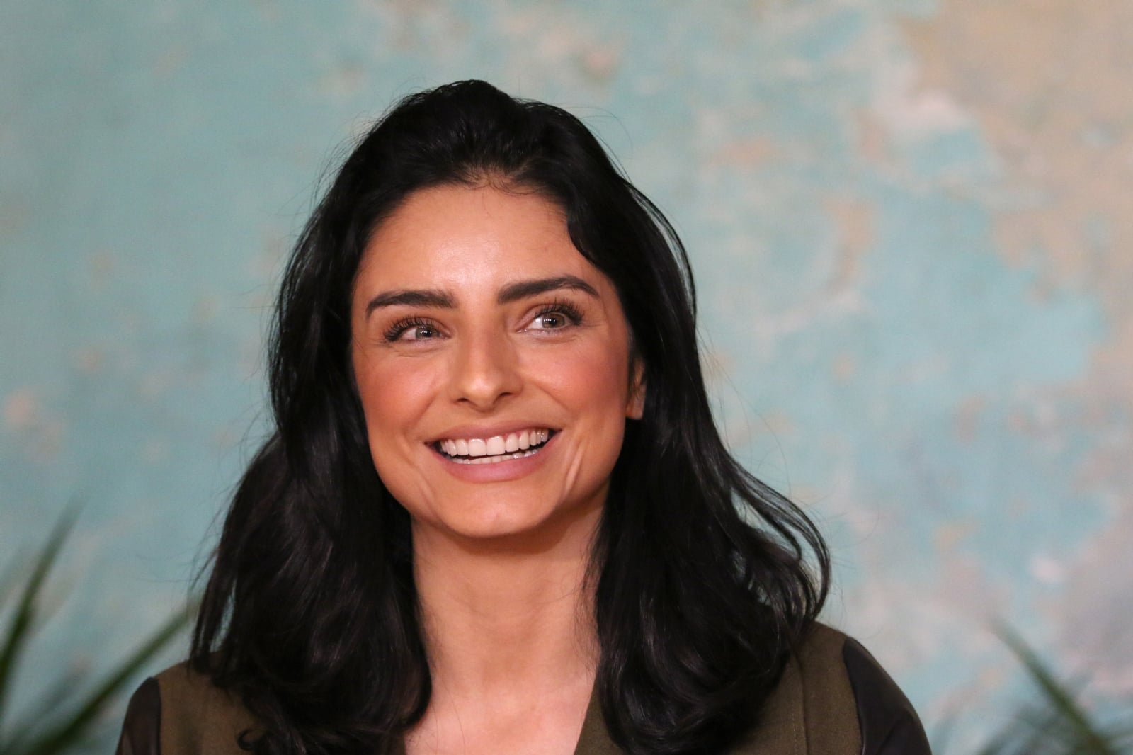 www.minutoneuquen.com aislinn derbez portada