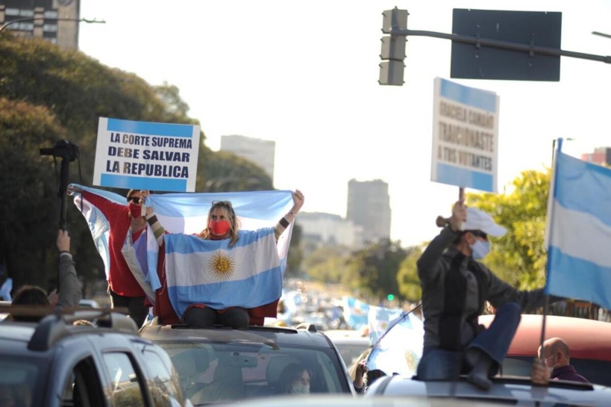 banderazo 17a