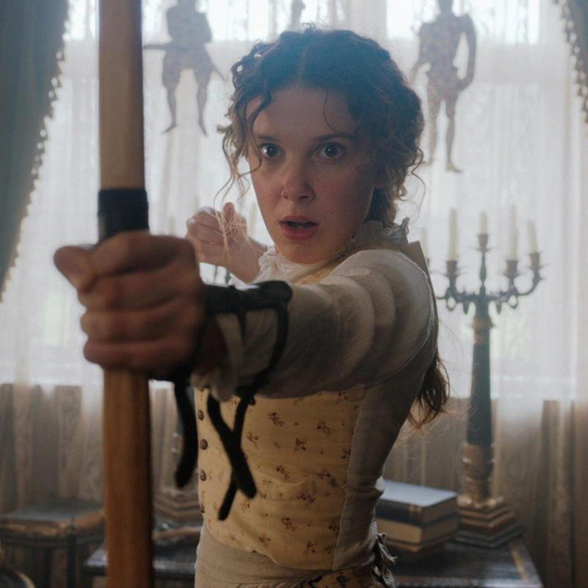 millie_bobby_brown_stranger_things_enola_holmes_sherlock_netflix_crop1593102861831.jpg_423682103