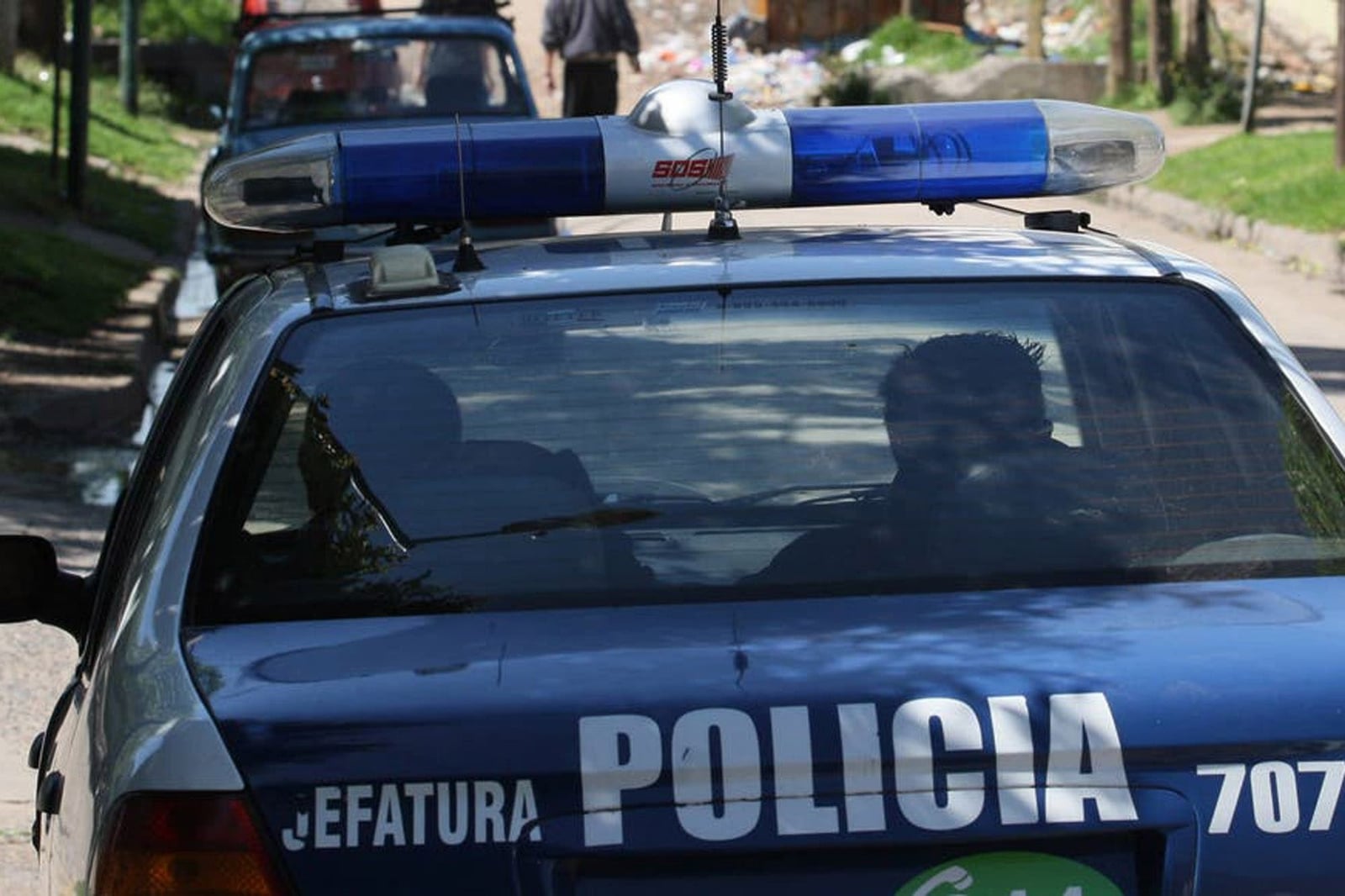 POLICÍA PORTADA