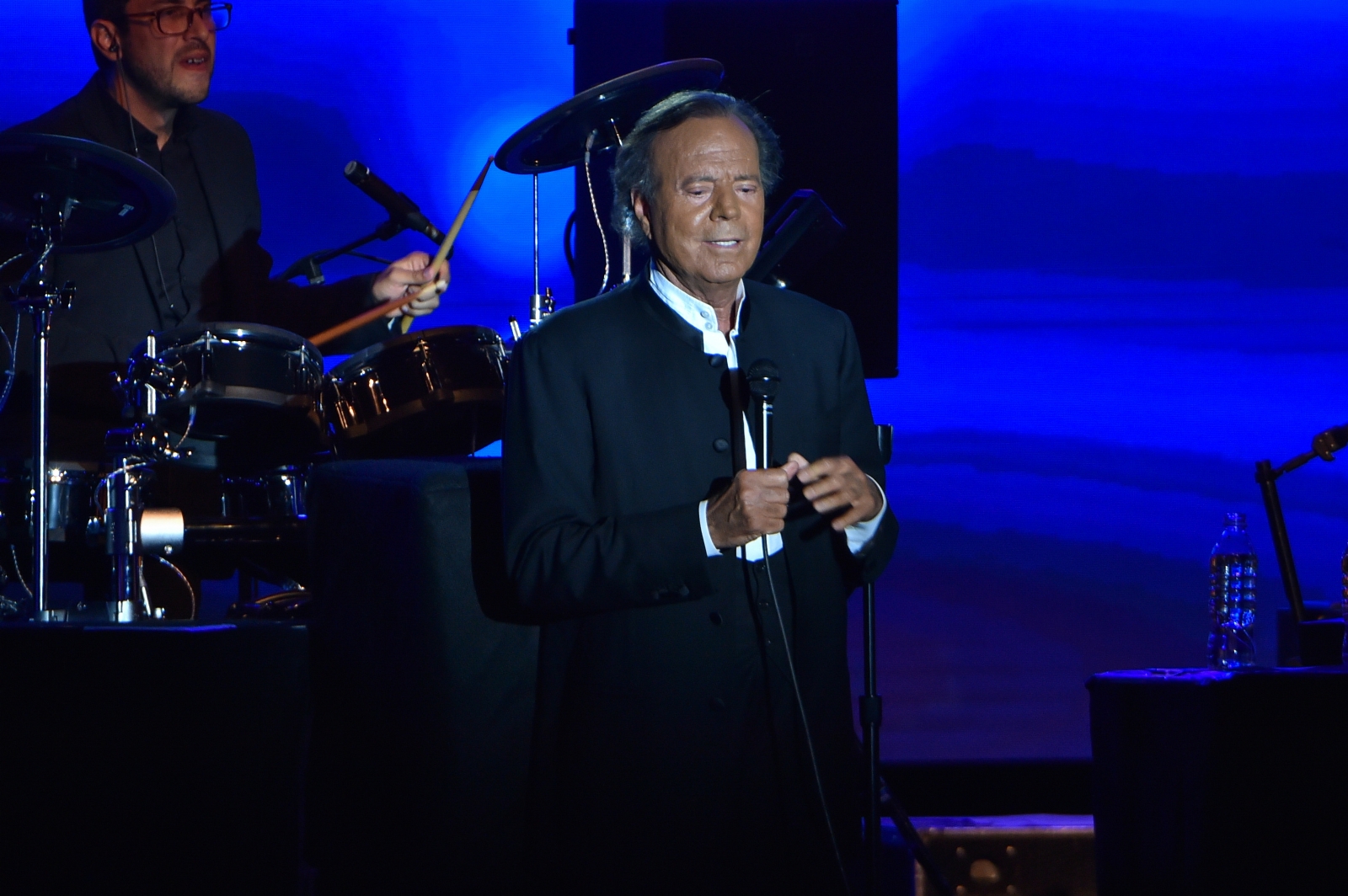 www.minutoneuquen.com JULIO IGLESIAS 4
