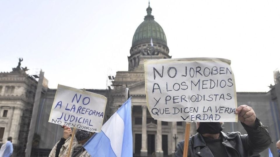 NO A LA REFORMA