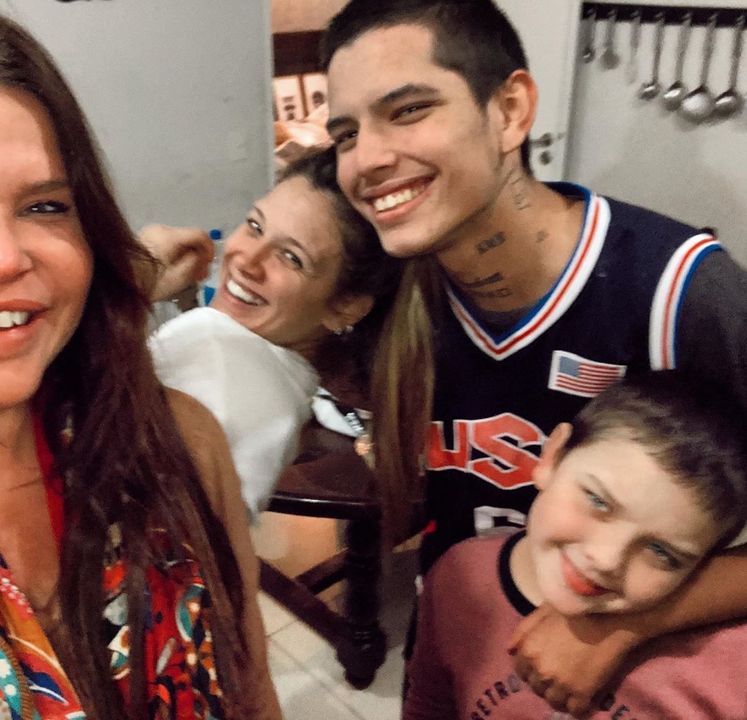 www.minutoneuquen.com BARBIE VÉLEZ 2