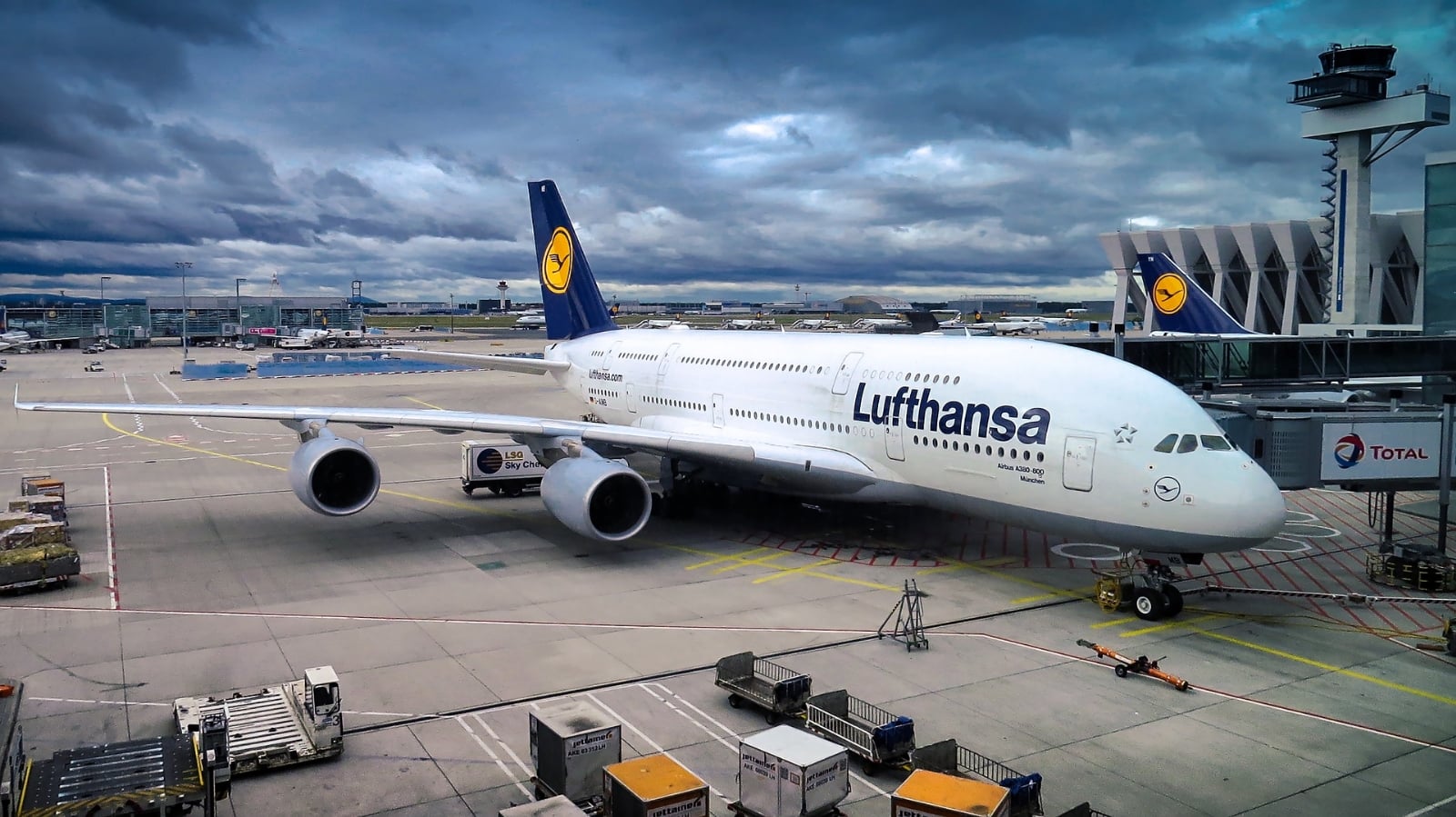 Lufthansa A380_4