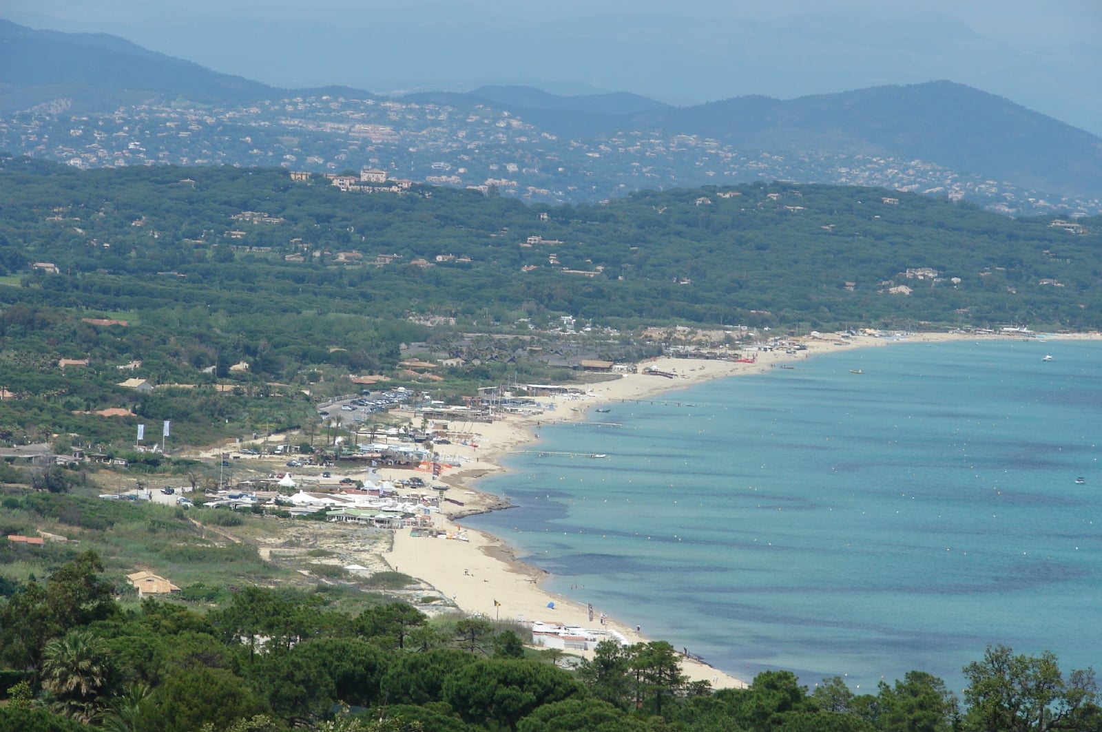 Pampelonne_beach_-_panoramio