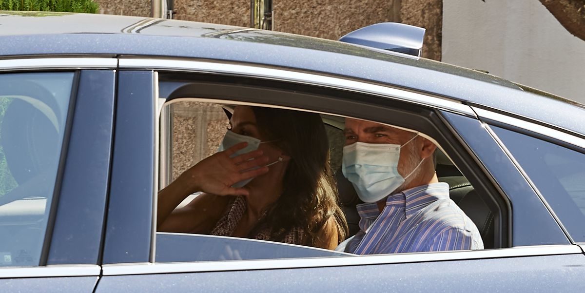 king-felipe-vi-of-spain-and-queen-letizia-of-spain-are-seen-news-photo-1595845023