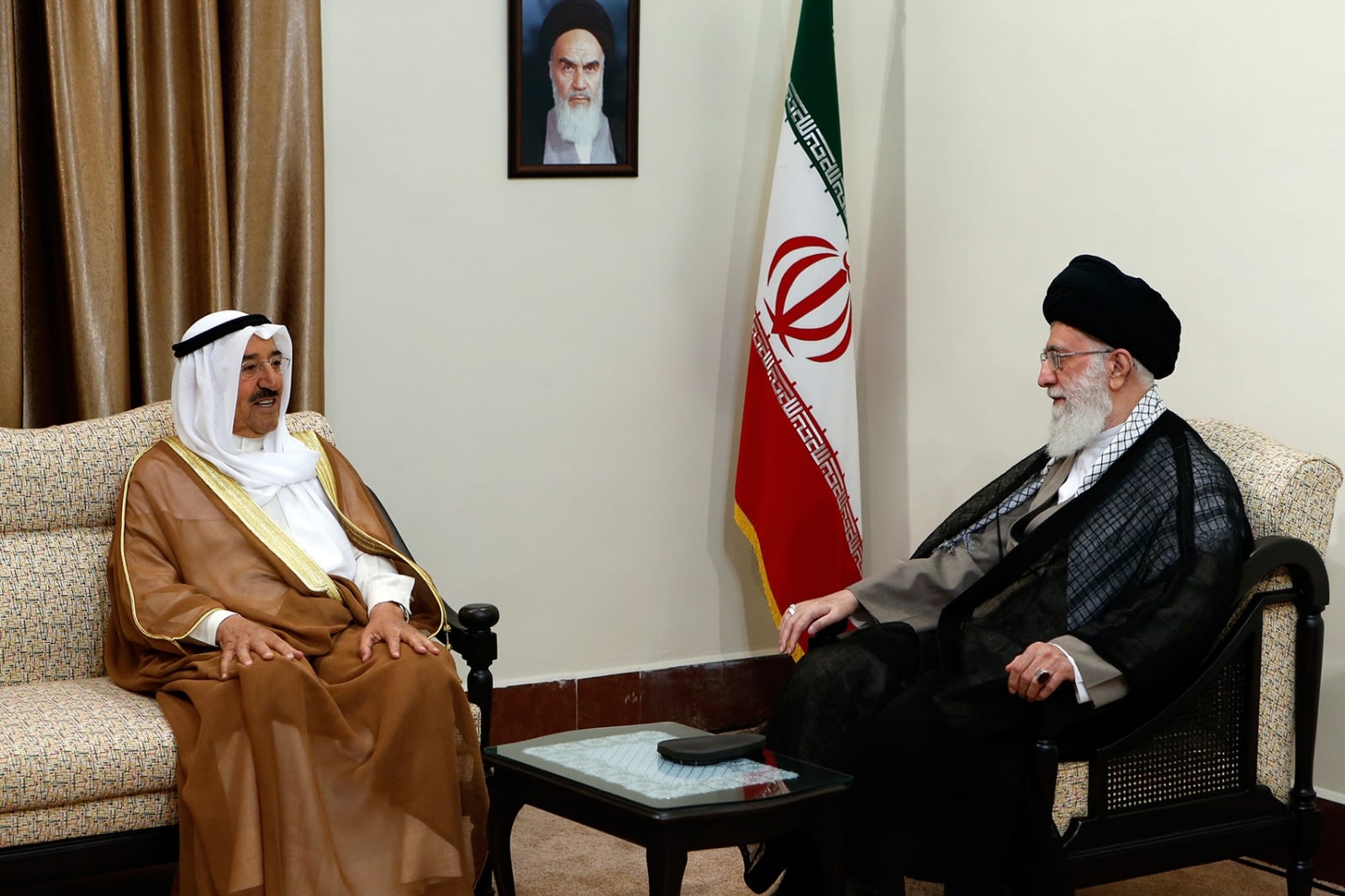 Ali_Khamenei_meets_with_Emir_of_Kuwait_Sabah_Al-Ahmad_01