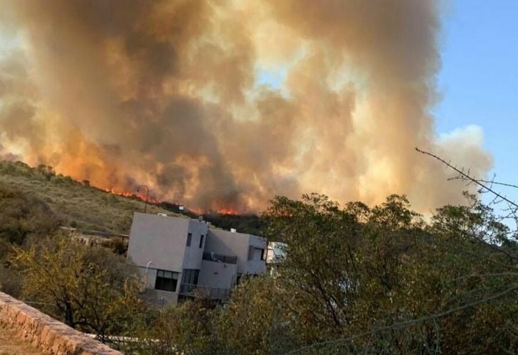 el-incendio-de-villa-carlos-paz-en-la-zona-de-la-disco-keops-784160