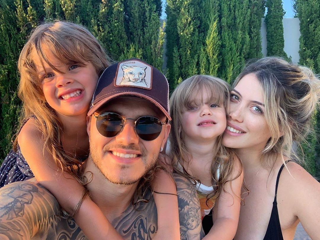 el-amoroso-gesto-de-los-hijos-de-maxi-lopez-y-wanda-nara-con-mauro-icardi-758578
