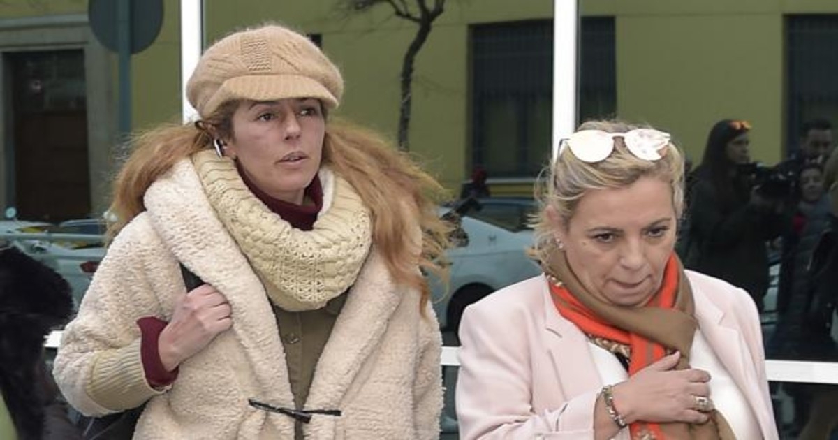ROCIO CARRASCO Y CARMEN BORREGO