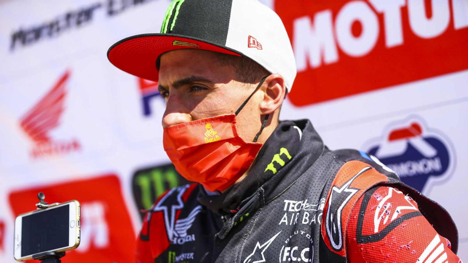 Kevin Benavides 8