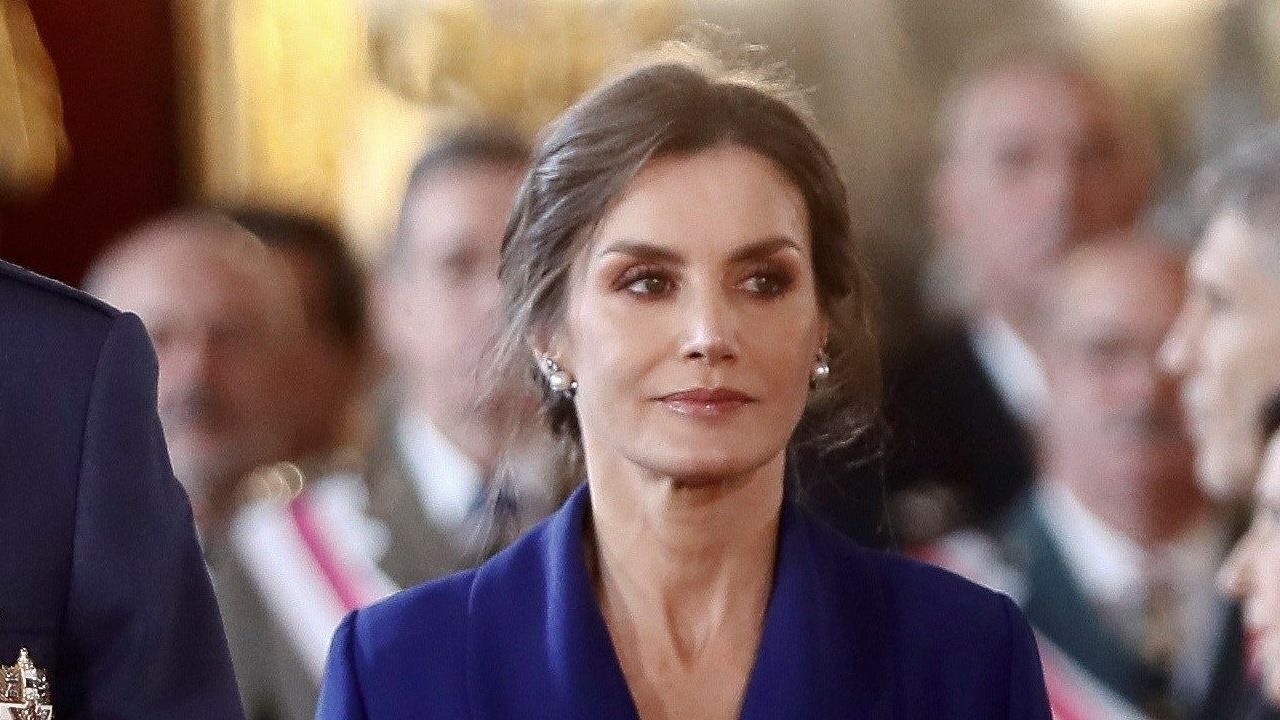 www.minutoneuquen.com_lareinaletizia2
