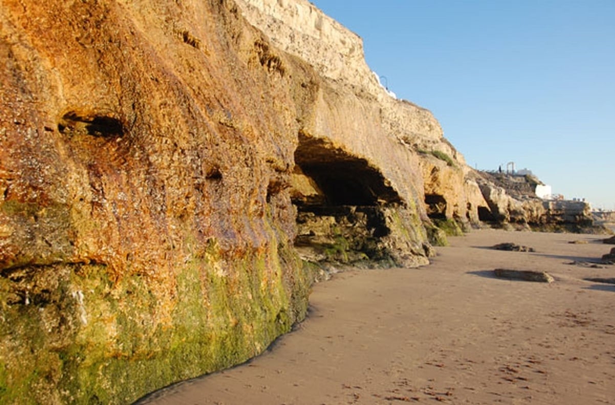 acantilados las grutas