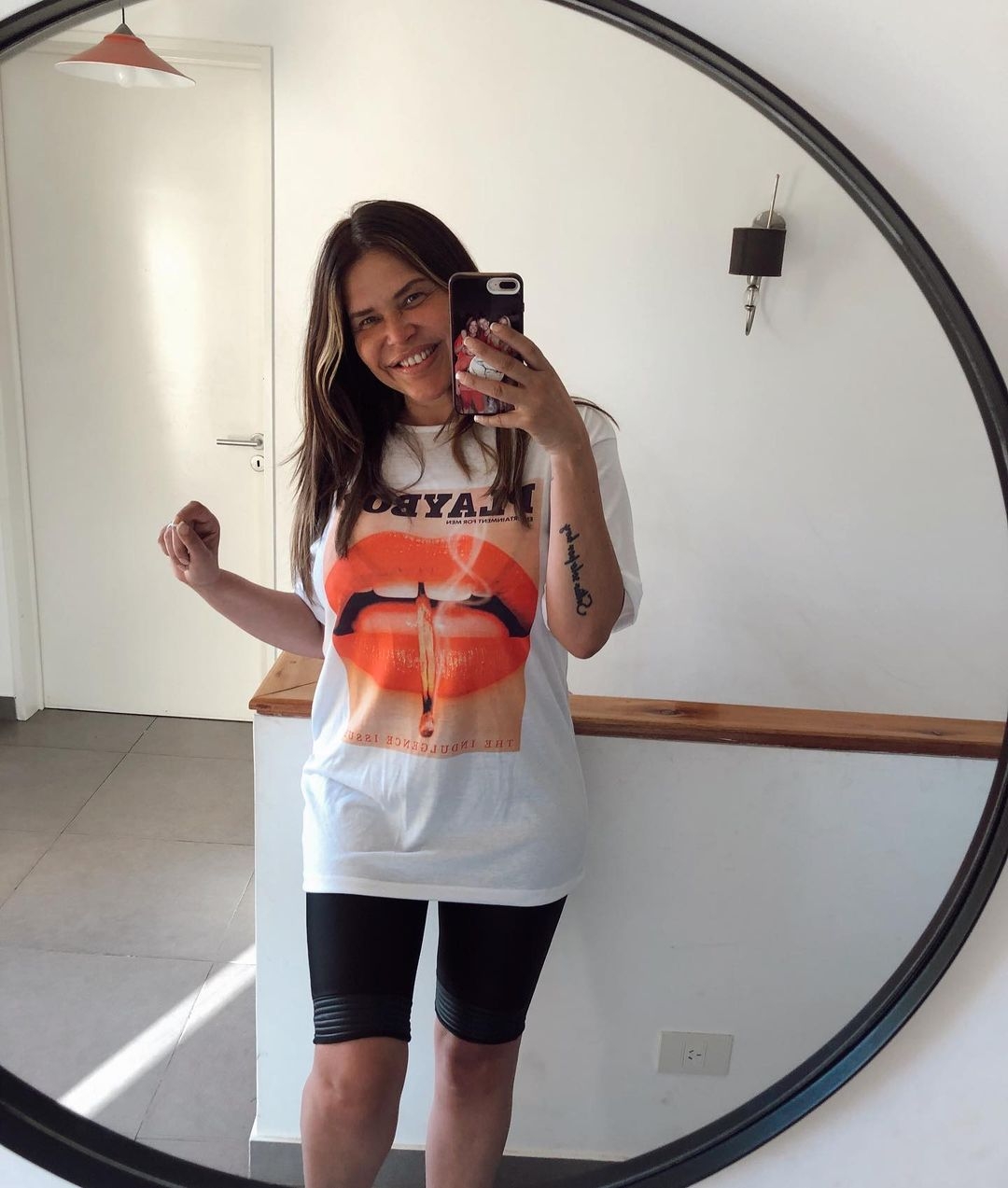 NAZARENA VELEZ 3