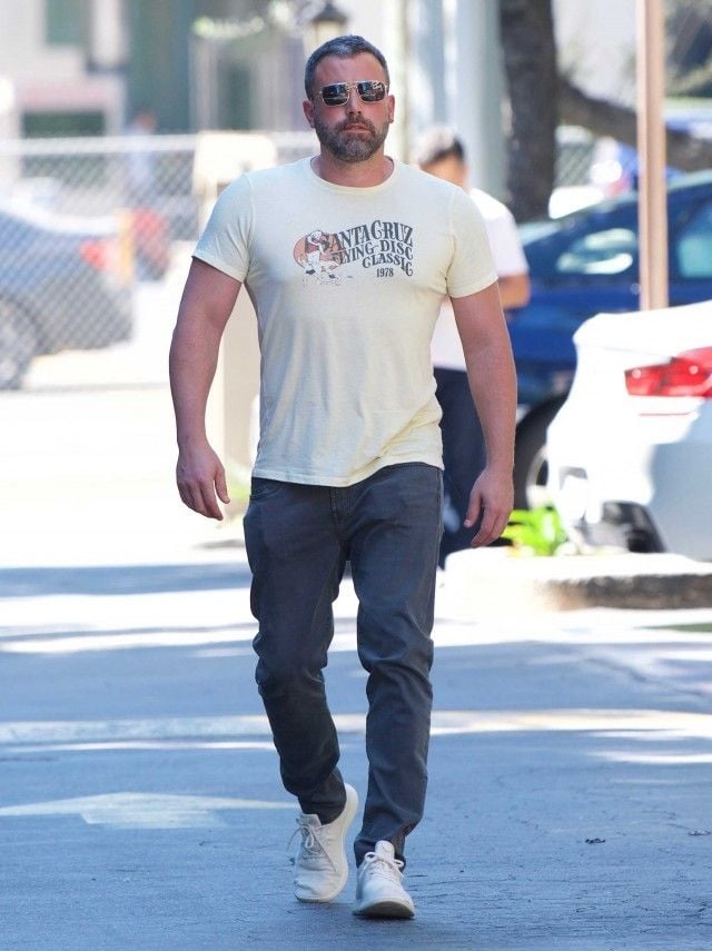 ben-affleck-vuelve-hecho-un-toro-tras-pasar-un-mes-en-rehabilitacion-1538503224