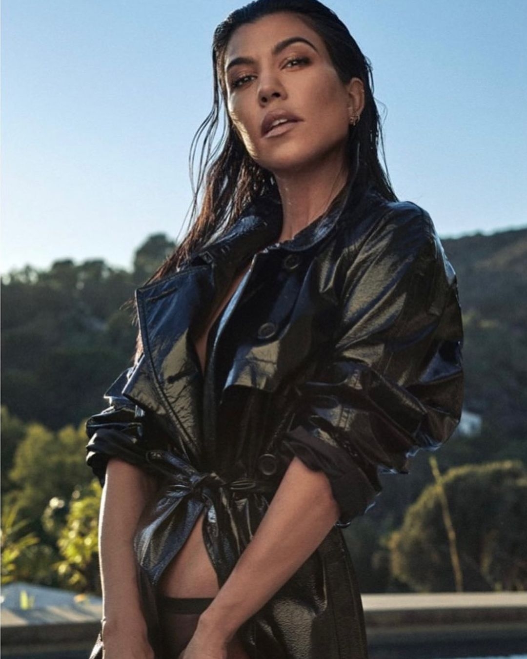 KOURTNEY KARDASHIAN 1