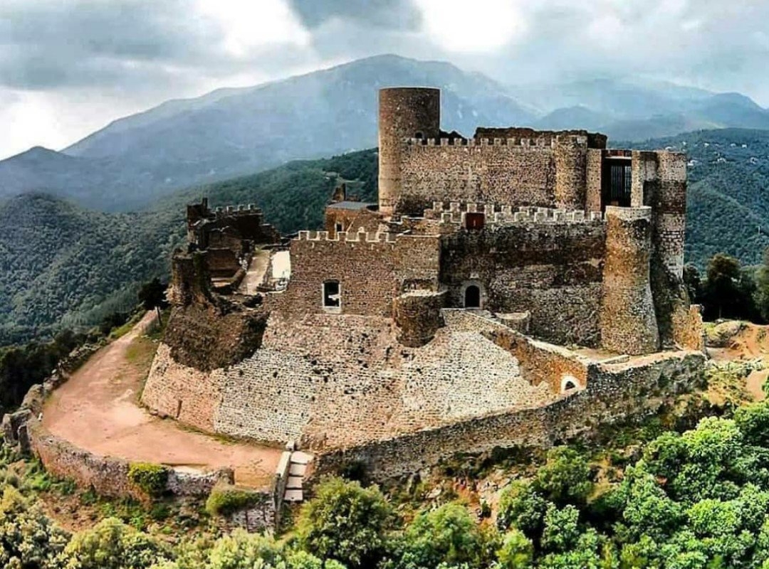www.minutoneuquen.com castilloespañol3