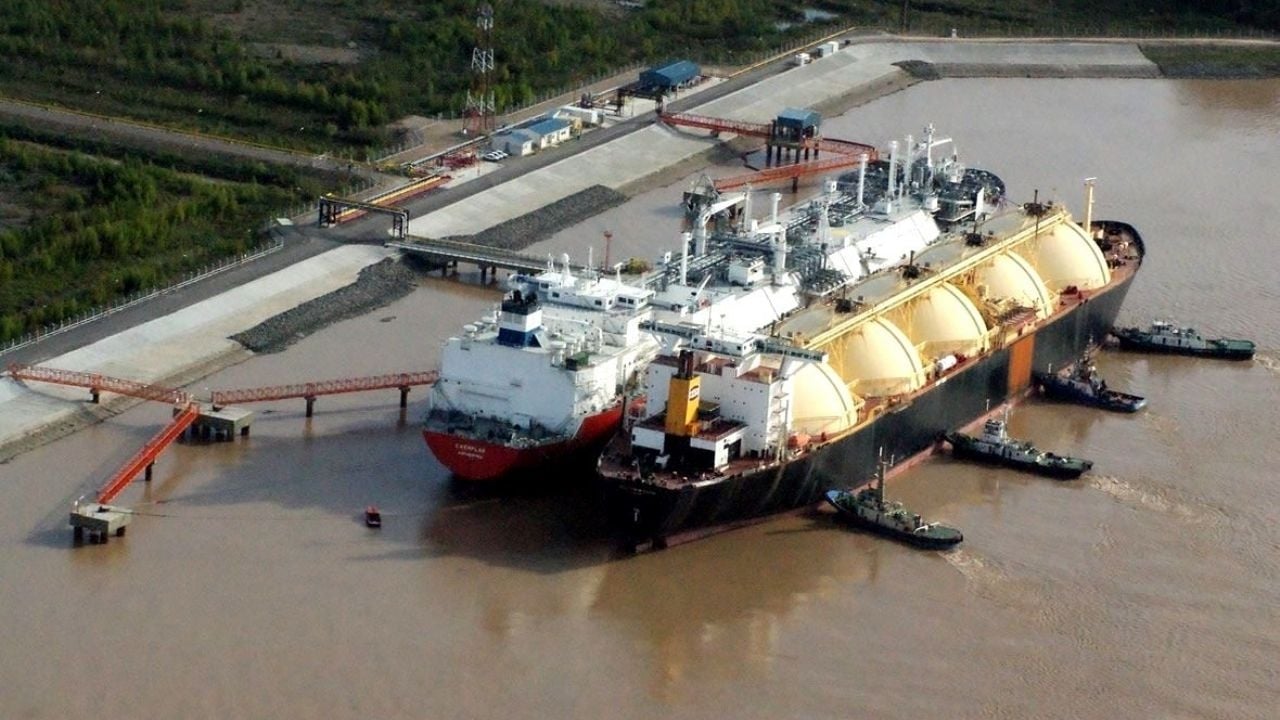 www.minutoneuquen.com terminal regasificadora de Escobar
