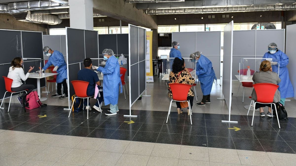 en-las-ultimas-24-horas-fueron-realizados-49154-testeos-coronavirus-argentina