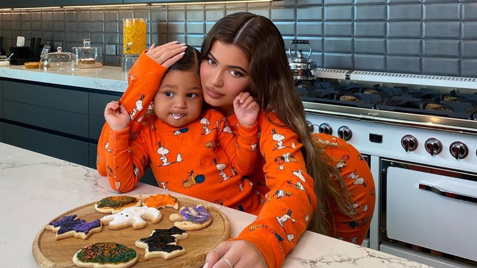 201006_4243688_Kylie_Jenner_y_Stormi_ya_celebran_Halloween_