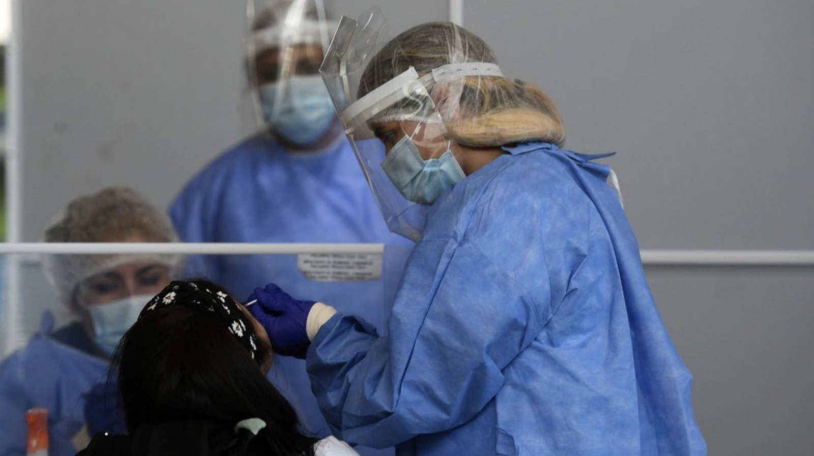62783-estudian-la-aparicion-de-una-mutacion-del-coronavirus-en-argentina