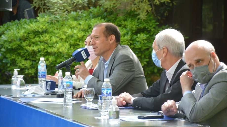 neuquen-omar-gutierrez-Conferencia-por-presupuesto-foto-yamil-regules-06