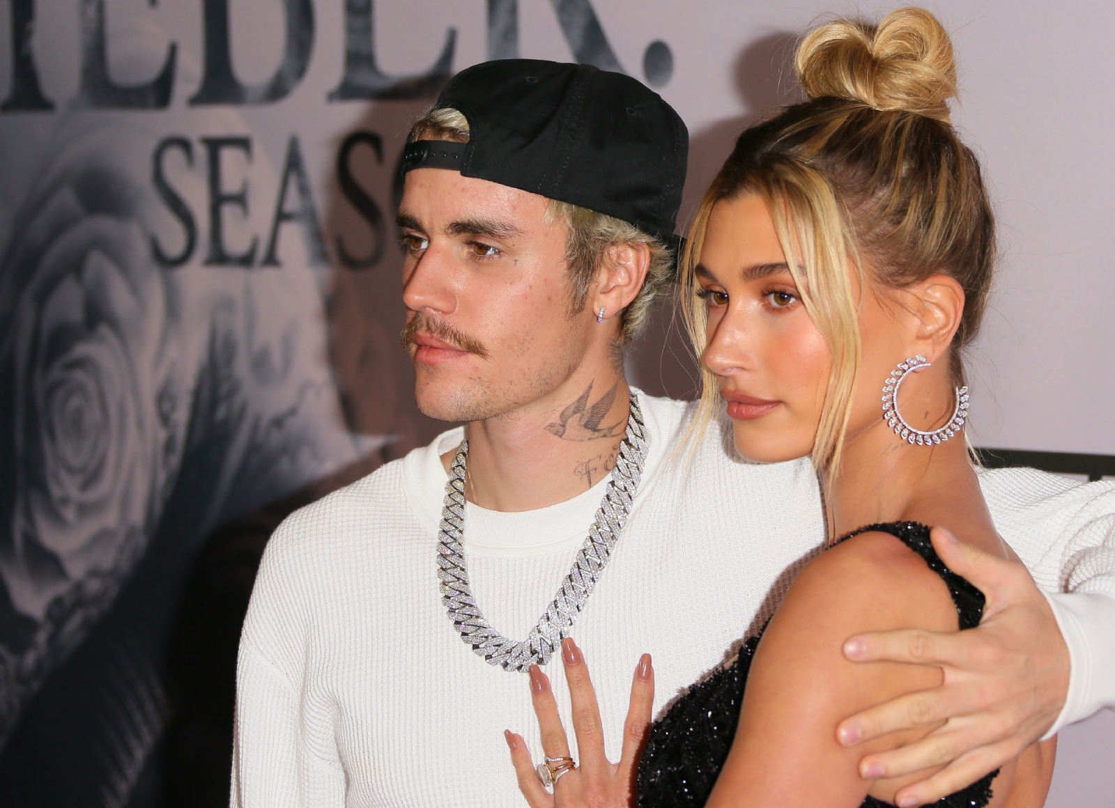 justin-bieber-and-hailey-bieber-attend-the-premiere-of-news-photo-1590403355