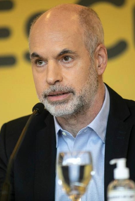 Conferencia_horacio_rodriguez_larreta_15-4-21_1_(cropped)