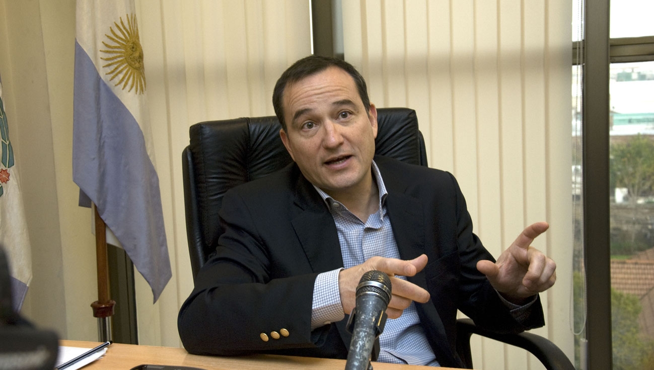web-03-08-16-NQN-JUAN-MARTIN-INZUA-DIRECTOR-PROVINCIAL-DE-RENTAS1601-copia-copia-copia