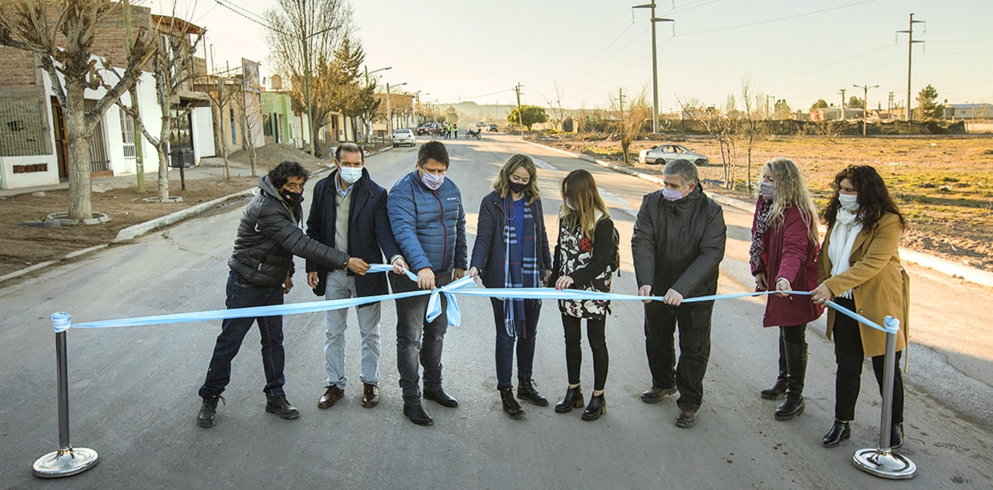 web-Inauguracion-Asfalto-calle-Poliansky