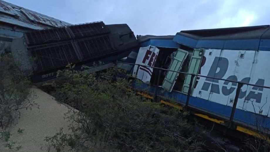 tren-descarrilo-km-1077-chichinales