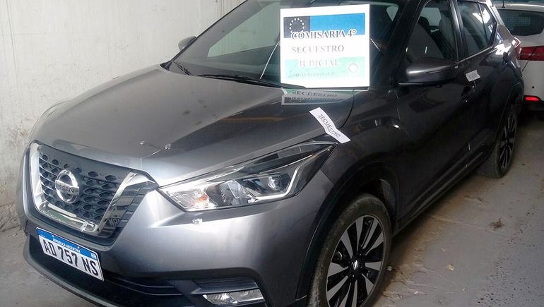 auto-nissan-robadojpeg