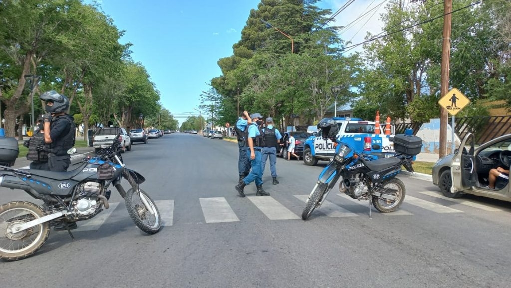 escuela-119-policia-1024x577